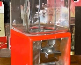 Folz Gumball Machine Northwestern Morris ILL Vending 16x6.75x7in HxWxD