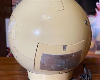 1970s Weltron Model 2001 Radio AM/FM/8-Track 13x10x10in HxWxD