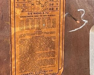 GE General Electric Tube Radio E-72 11x21x10in HxWxD