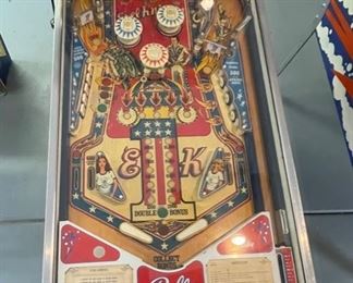 Bally Evel Knievel Pinball Machine 70x30x53in HxWxD