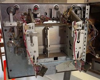 Bally Evel Knievel Pinball Machine 70x30x53in HxWxD