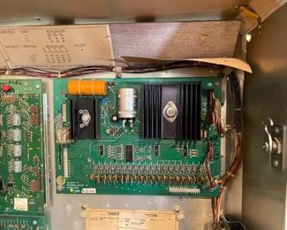 Bally Evel Knievel Pinball Machine 70x30x53in HxWxD