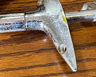 Guide S-18 Car Auto Spotlight 7x17x5in HxWxD