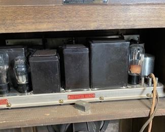 Atwater Kent Model 60 Tube Radio 38x25.5x15.5in HxWxD