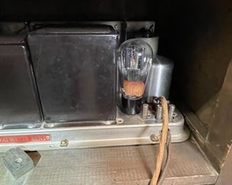 Atwater Kent Model 60 Tube Radio 38x25.5x15.5in HxWxD