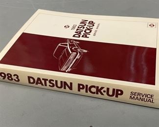 1983 Datsun Pickup Service Manual Nissan 11x8.5in