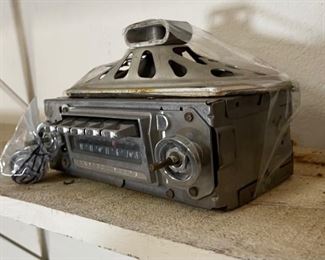 1964 Pontiac Radio 984077
