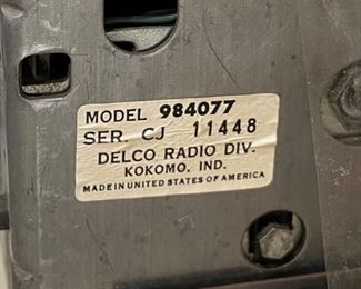 1964 Pontiac Radio 984077