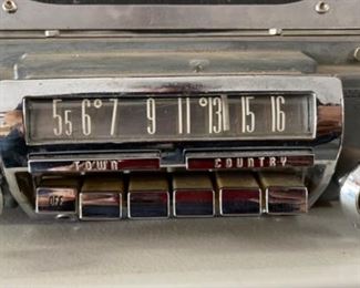 1957 Lincoln Town & Country Radio
