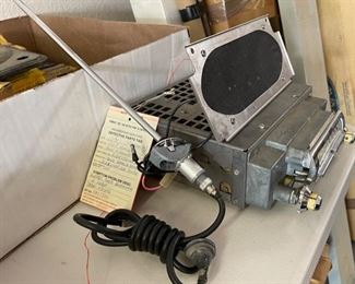 1957 Lincoln Town & Country Radio