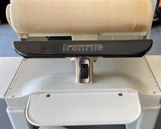 Vintage Ironrite Model 85 Ironer 39x30x19in HxWxD