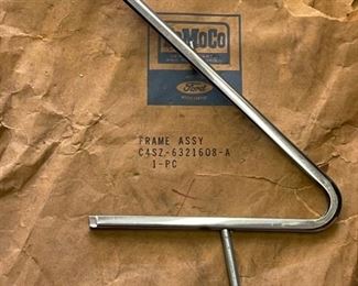 2PC Ford Vent Window Frame C4SZ-6321609-A Frame assy Pair 17x10in