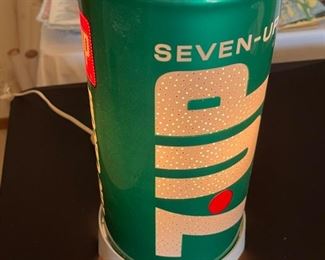 Rare 7UP The Uncola Sphere Shimmer light 13 inches tall 6 inches in diameter