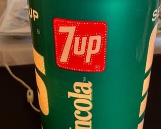 Rare 7UP The Uncola Sphere Shimmer light 13 inches tall 6 inches in diameter