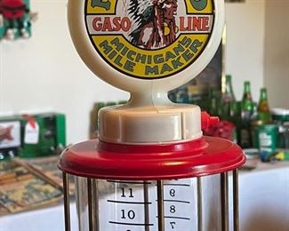Musgo Michigan Mile Maker gasoline replica display model pump. 21.25 inches tall 6 inches in diameter