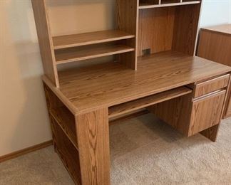 Wood Computer Desk 54x53x27 HxWxD