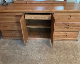 Oak Wood Dresser with Mirror 72x70x19 HxWxD