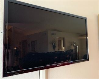 46in Samsung Smart HDTV UN46d6050tfxza *Mount not Included* 46in