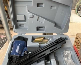 Central Pneumatic 6-1 Framing Air Nailer 20x22x7 HxWxD