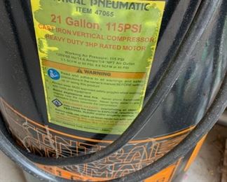 Central Pneumatic 21 Gallon Vertical Compressor 3HP 40x16x18 HxWxD