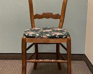 Vintage Wood Chair w Removable Seat