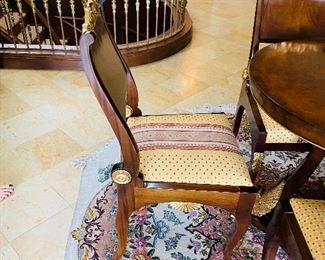 $800
MAITLAND SMITH ROUND TABLE WITH 4 CHAIRS 
TABLE 30”DIA x 31”H
CHAIR 20”W x 19”D x 39”H