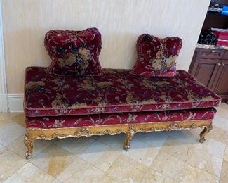 $400
GOLD WOOD FRAME RED FLORAL UPHOLSTERED BENCH
77”L x 30.25”W x 18”H
