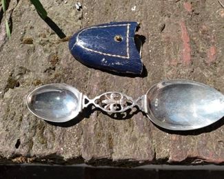 800 marked sterling silver doctors spoon and case 1800s 
120.00