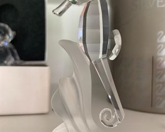 #114	Swarovskie sea horse 	 $25.00 
