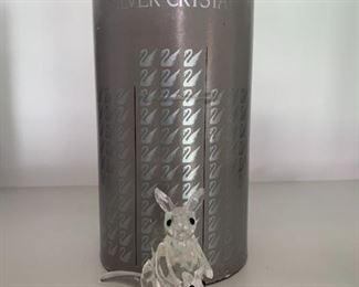 #116	swarovski 7609 Kangaro	 $40.00 
