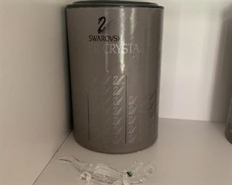 #125	Swarovski Miniature Alligator 7661	 $30.00 
