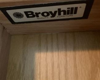 #12	Broyhill bed side table with 1 drawer (2) at 45 ea. 21.5x26x22	 $90.00 
