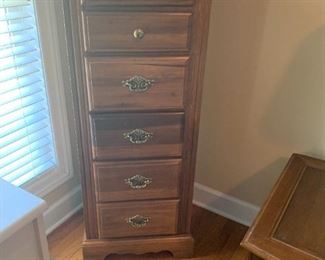 #16	broyhill lingerie  chest 20x53x15.5	 $125.00 
