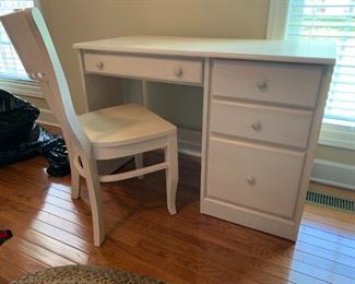 #17	3 drawer knee hole desk with chair 43x30x22	 $75.00 
