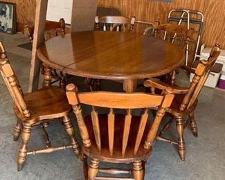 #53	round dining table with 6 chairs and 2 leaves 48-68x29	 $175.00 
