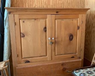#60	pine cabinet with 1 drawer and shelves and 2 door 47x19x49	$75 
