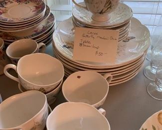 #85	Lenox Butterfly Meadow china 7 plates  8 saucer/cup 	 $50.00 
