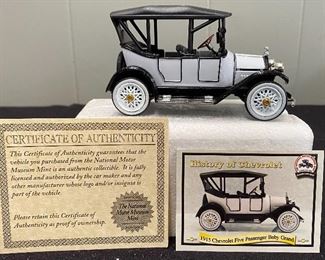 National Motor Museum Mint Authentic Collectible 1915 Chevy Five Passenger Baby Grand 