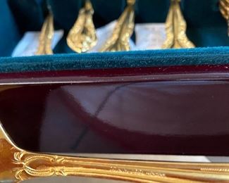 Wallace Flatware Service for Eight with Case Japan