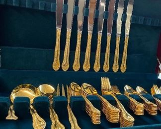 Wallace Flatware Service for Eight with Case Japan