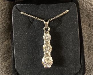 Fashion Jewelry 925 Sterling Silver CZ Pendant