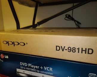 Oppo DV-981HD Electronic