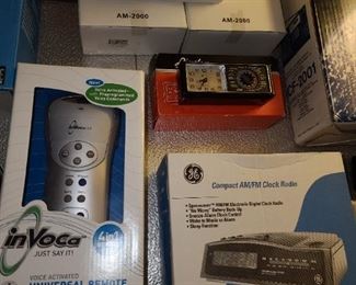 GE Compact AM/FM Clock Radio