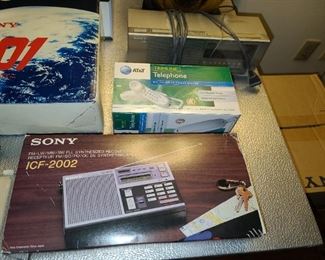 Sony ICF-2002 Synthesized Receiver