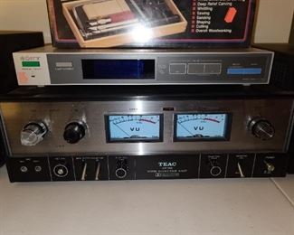 Sony  Audio Timer PT-V5 & TEAC AN-180 Noise Reduction Unit