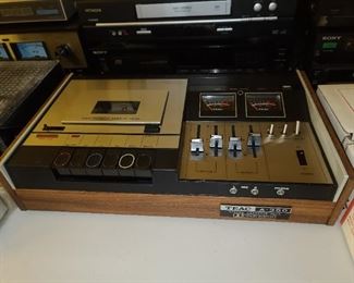 TEAC A-350 Stereo Cassette Deck