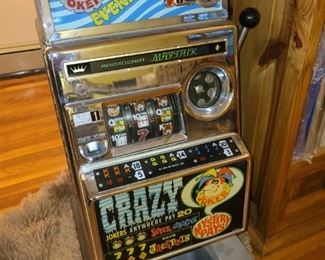 Mystery Pays Crazy Slot Machine