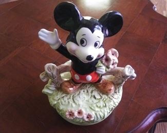 Vintage Rare Mickey Mouse Japan Music Box