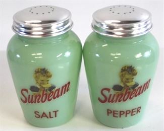 2018 - Pair Jadeite Sunbeam salt & pepper shakers 4 1/2" tall
