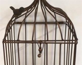 2063 - Metal hanging cage 18 1/2 x 8 x 8

